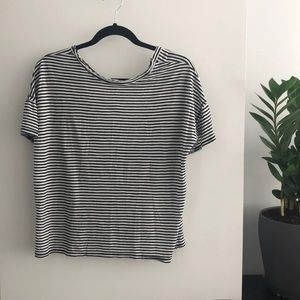 Billabong Open back crop tee